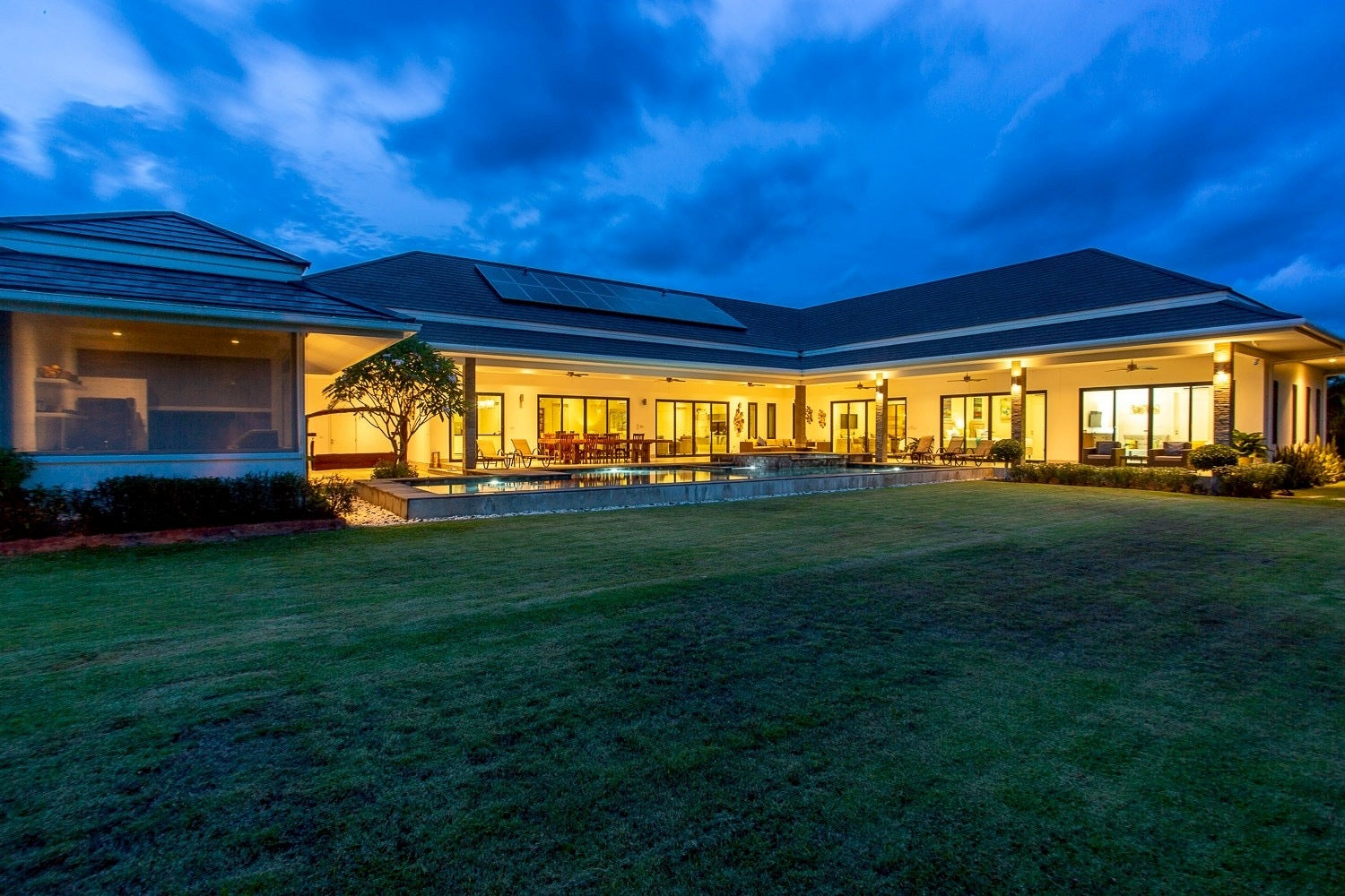 Luxury 4 Bedroom Pool Villa at The Clouds 1 – Hua Hin (For Rent)