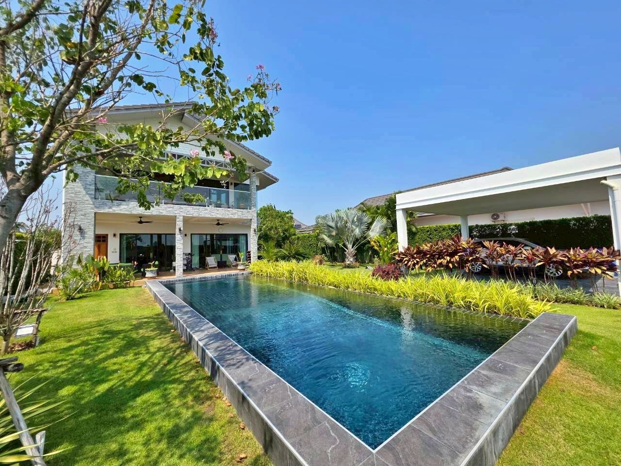 2-Storey Modern Pool Villa in Hua Hin – For Sale