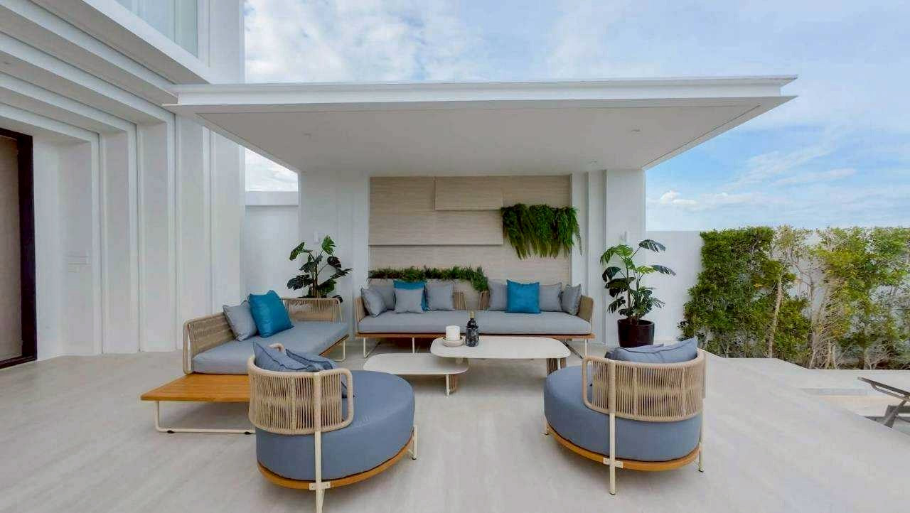 5 Bedroom Beachfront Luxury Villa – Cha Am