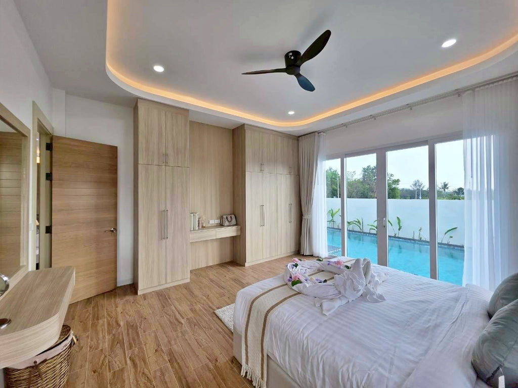 Neue moderne Poolvilla mit 3 Schlafzimmern in Hua Hin – Soi 70 (sofort bezugsfertig)