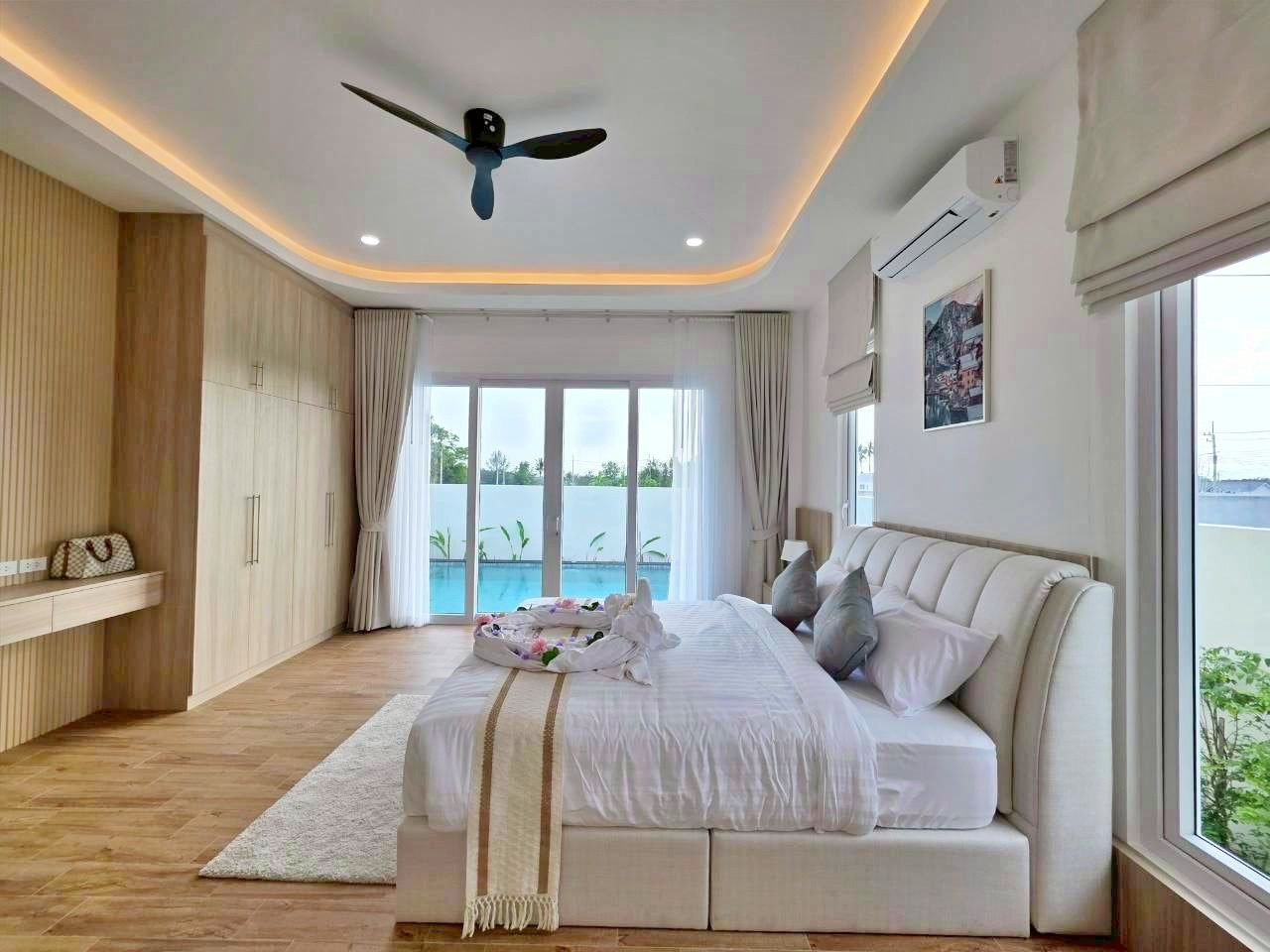 Neue moderne Poolvilla mit 3 Schlafzimmern in Hua Hin – Soi 70 (sofort bezugsfertig)