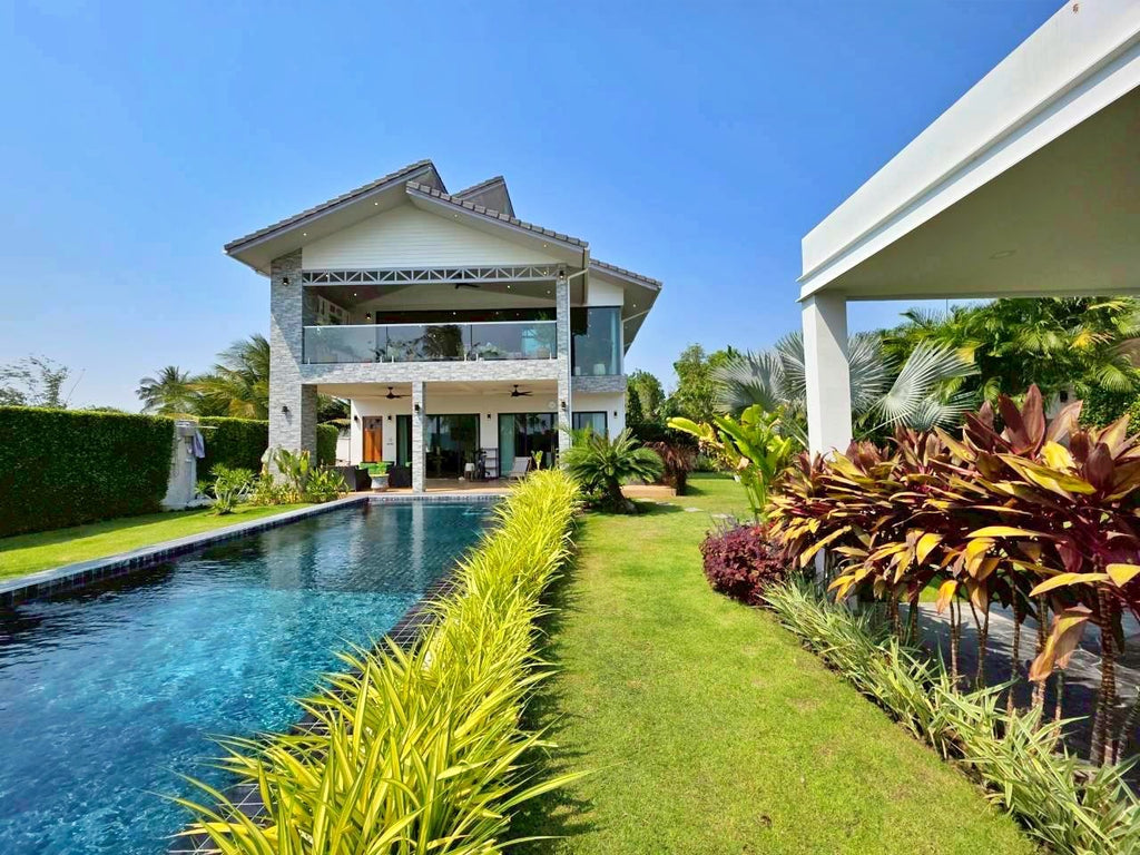 2-Storey Modern Pool Villa in Hua Hin – For Sale
