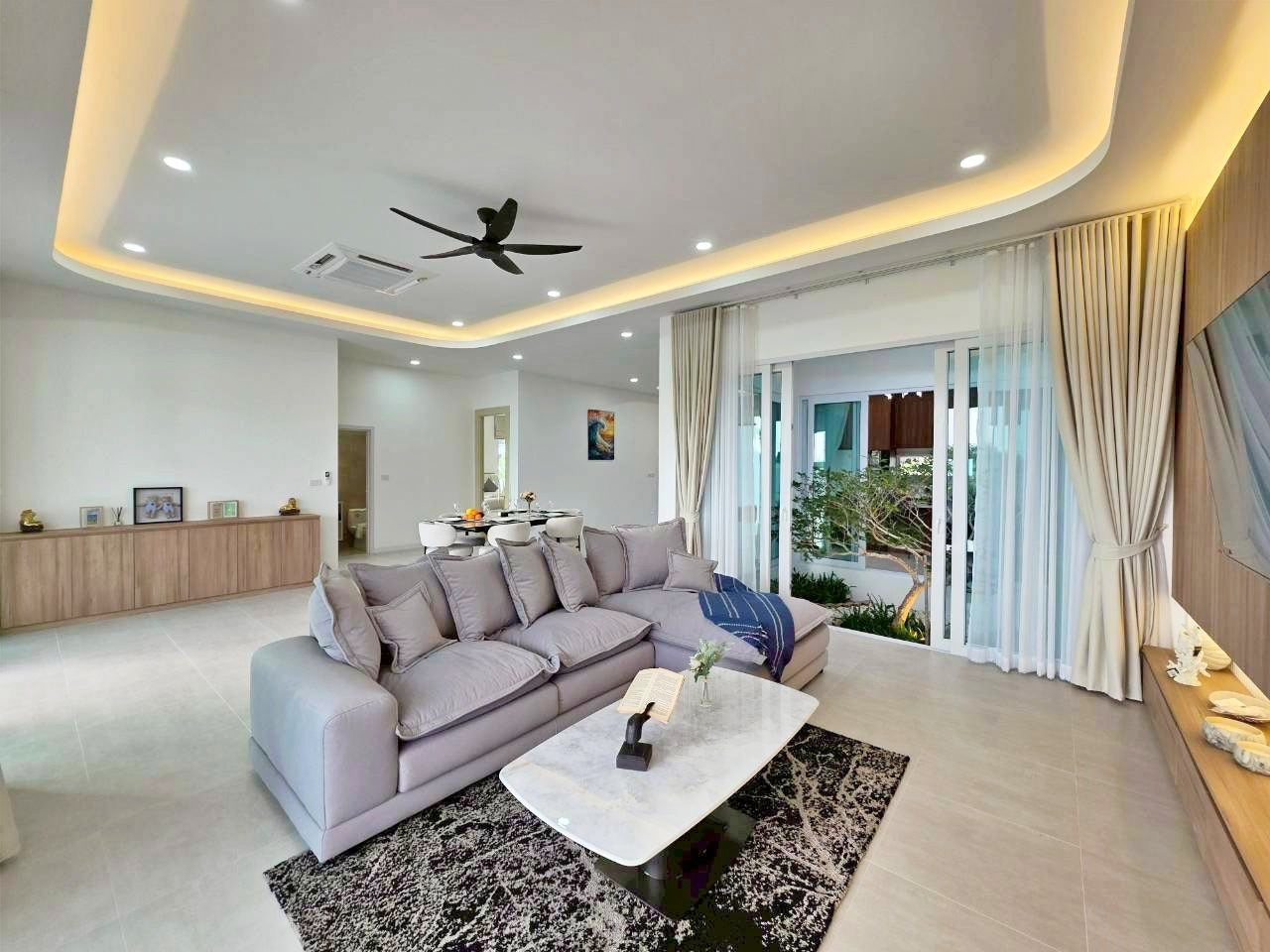 Neue moderne Poolvilla mit 3 Schlafzimmern in Hua Hin – Soi 70 (sofort bezugsfertig)
