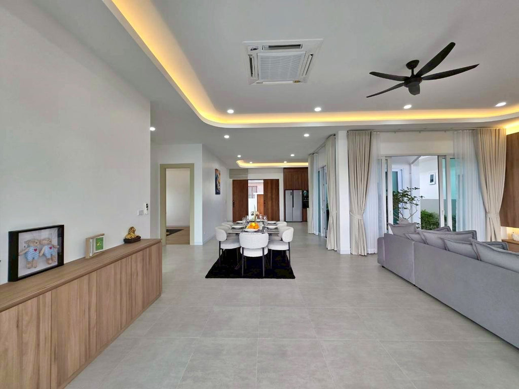 Neue moderne Poolvilla mit 3 Schlafzimmern in Hua Hin – Soi 70 (sofort bezugsfertig)