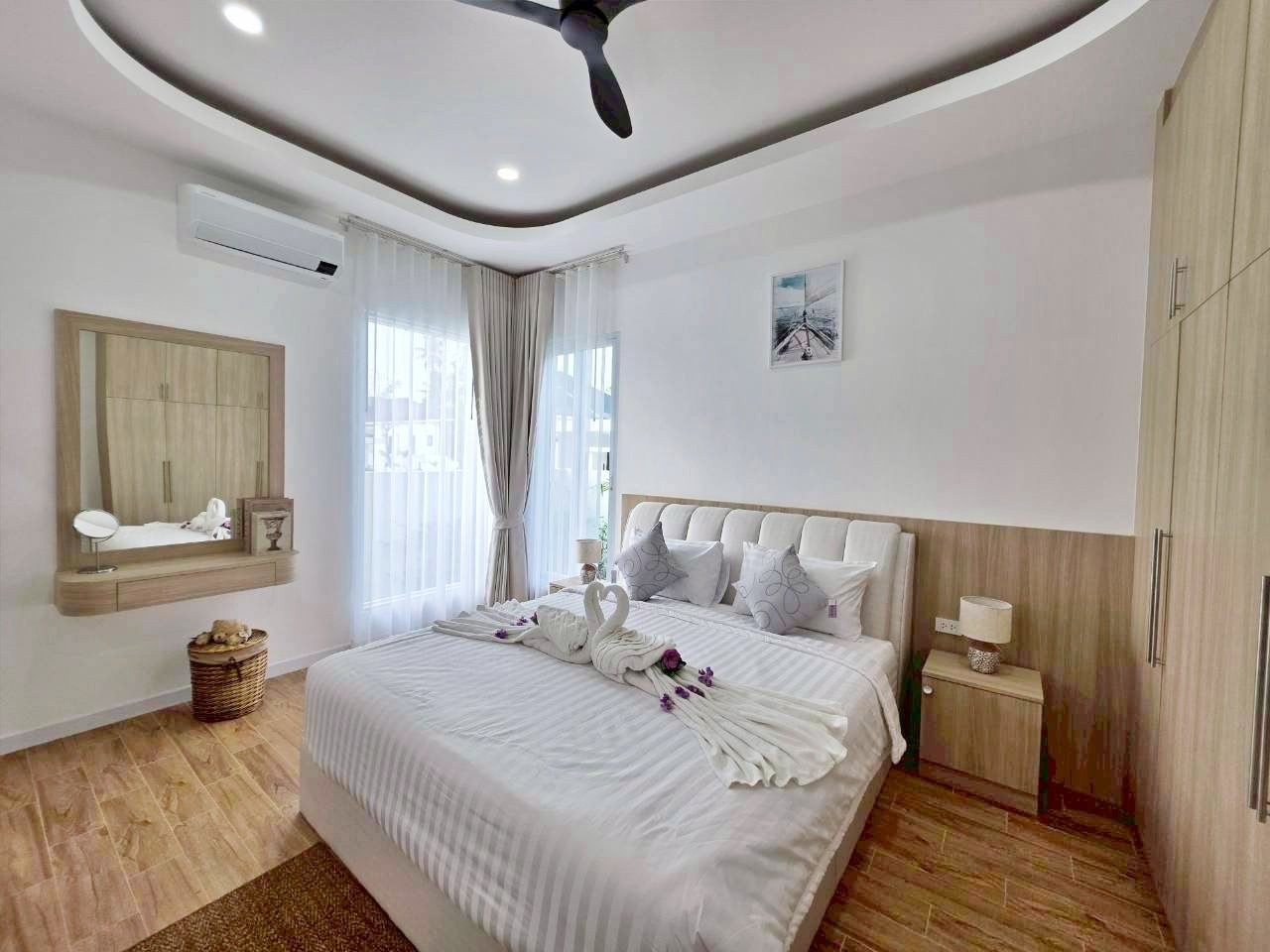 Neue moderne Poolvilla mit 3 Schlafzimmern in Hua Hin – Soi 70 (sofort bezugsfertig)
