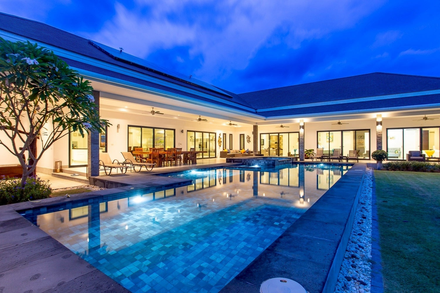 Luxury 4 Bedroom Pool Villa at The Clouds 1 – Hua Hin (For Rent)
