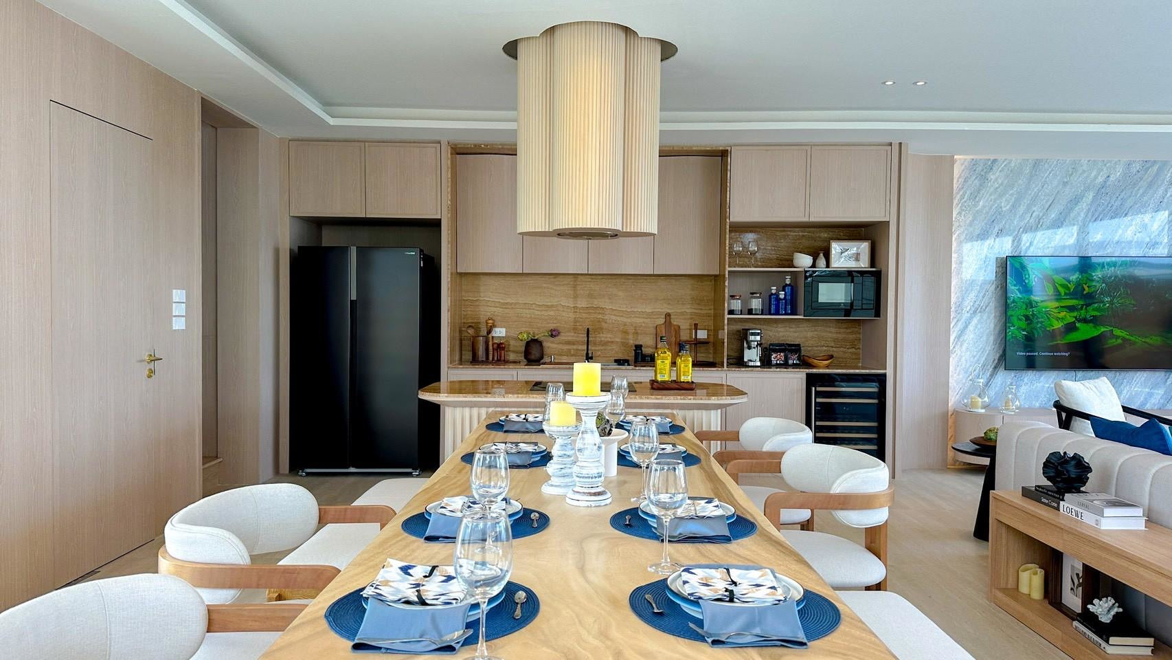 5 Bedroom Beachfront Luxury Villa – Cha Am