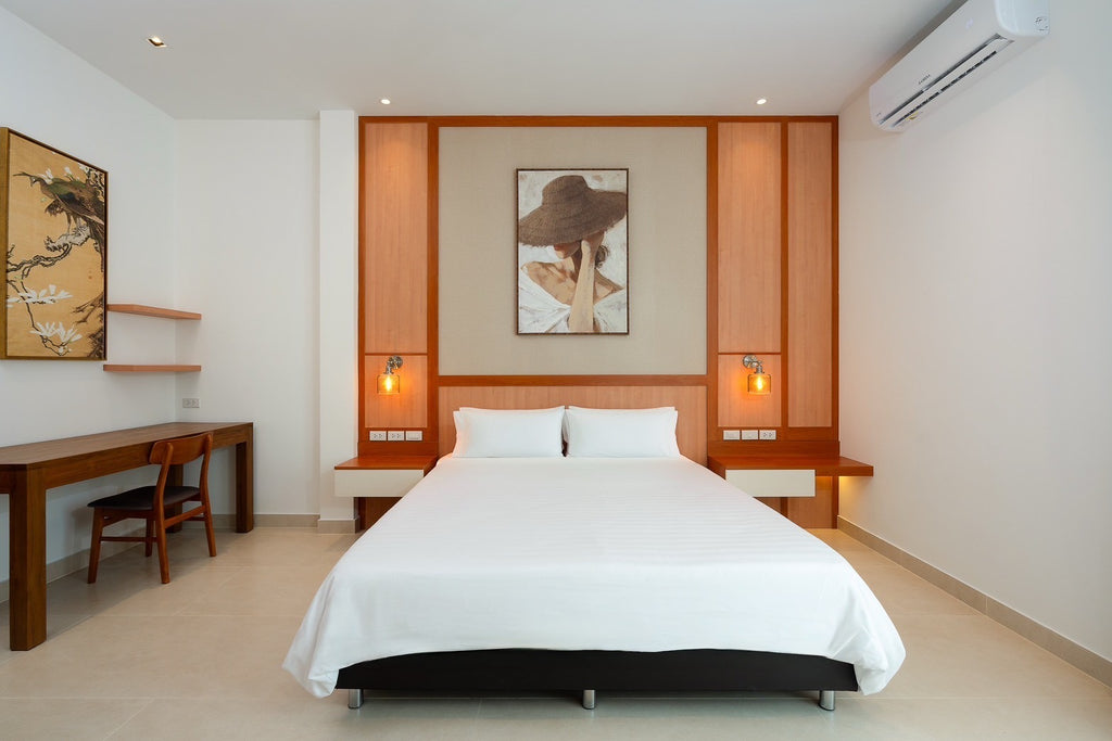 Moderne Luxusvilla im balinesischen Stil mit 3 Schlafzimmern und Pool in der Nähe von Black Mountain – Hua Hin