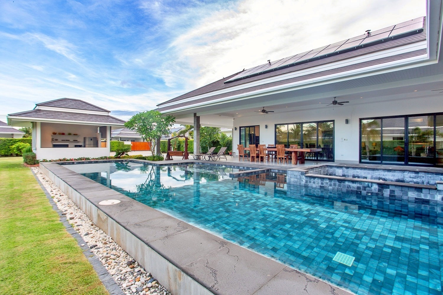 Luxury 4 Bedroom Pool Villa at The Clouds 1 – Hua Hin (For Rent)
