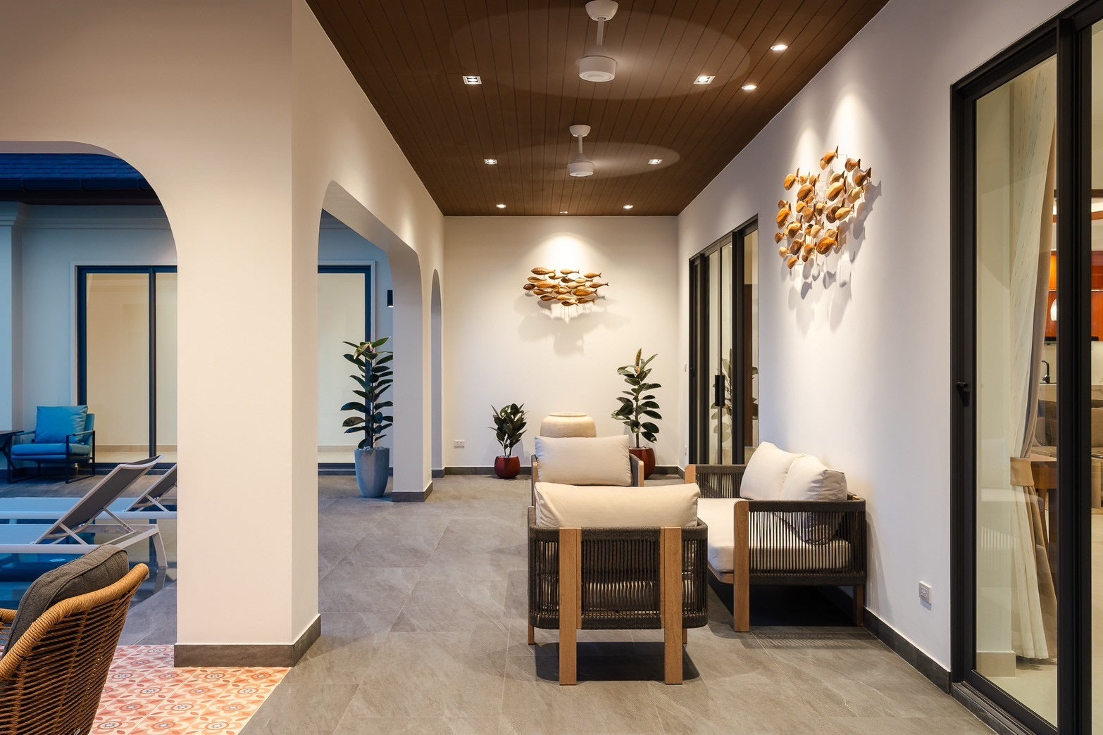 Moderne Luxusvilla im balinesischen Stil mit 3 Schlafzimmern und Pool in der Nähe von Black Mountain – Hua Hin
