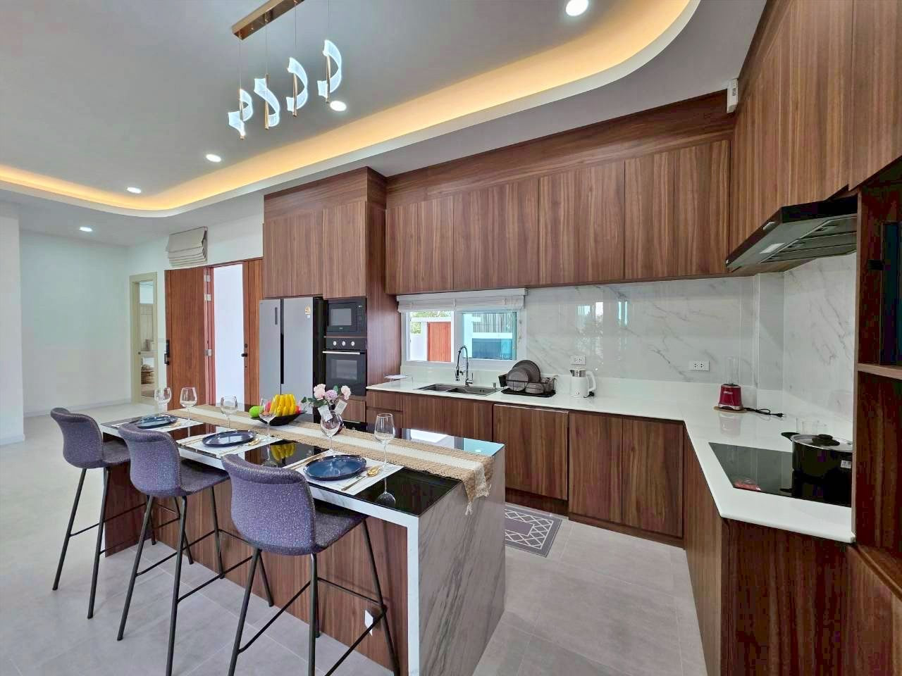 Neue moderne Poolvilla mit 3 Schlafzimmern in Hua Hin – Soi 70 (sofort bezugsfertig)
