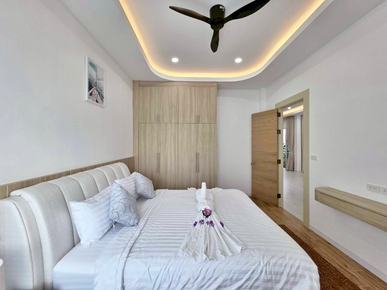 Neue moderne Poolvilla mit 3 Schlafzimmern in Hua Hin – Soi 70 (sofort bezugsfertig)