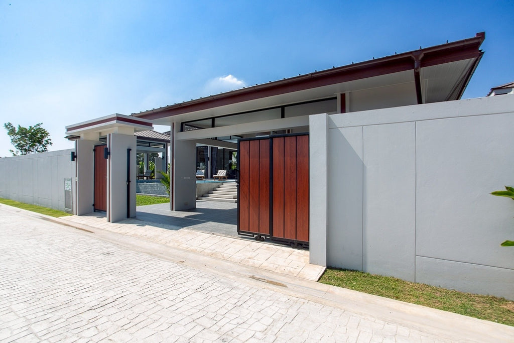 Neue moderne Poolvilla mit 3 Schlafzimmern in Hua Hin – zu verkaufen (Vorverkauf)