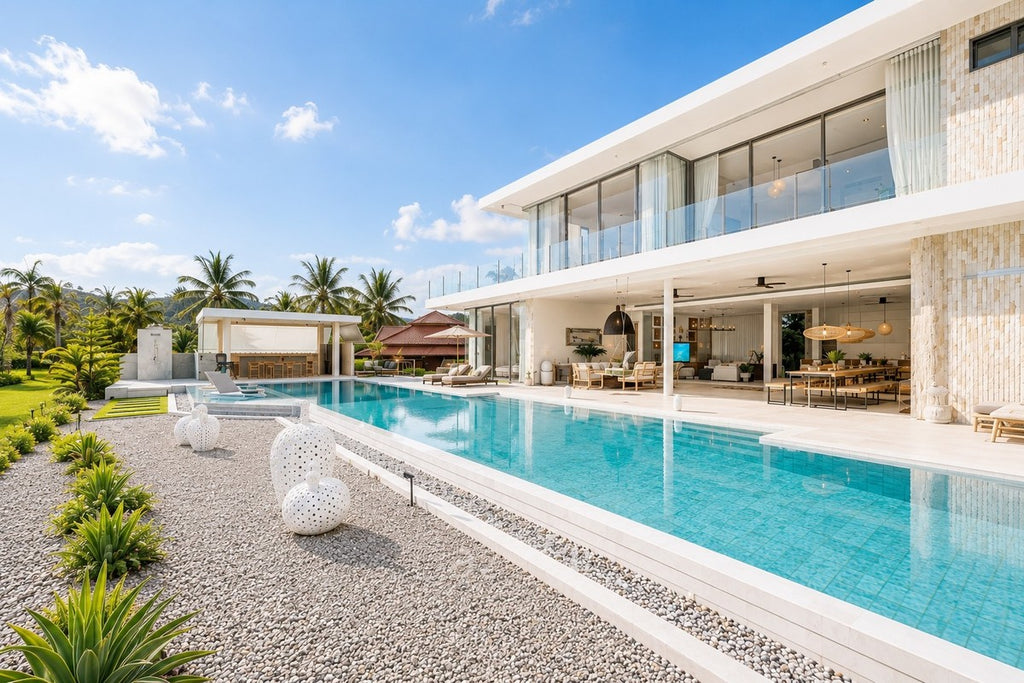 Exclusive Waterfront Estate at Palm Hills Golf Club