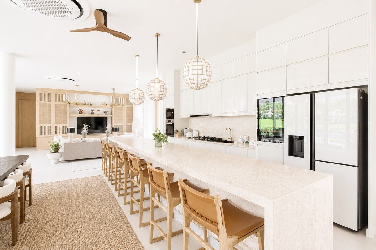 Exclusive Waterfront Estate at Palm Hills Golf Club